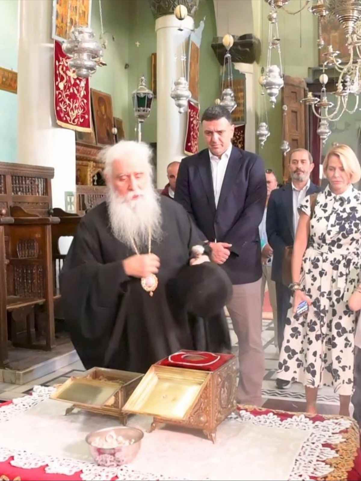 Τζένη Μπαλατσινού – Βασίλης Κικίλιας: Ταξίδι στην Αίγυπτο με τον γιο τους (Φωτογραφίες)