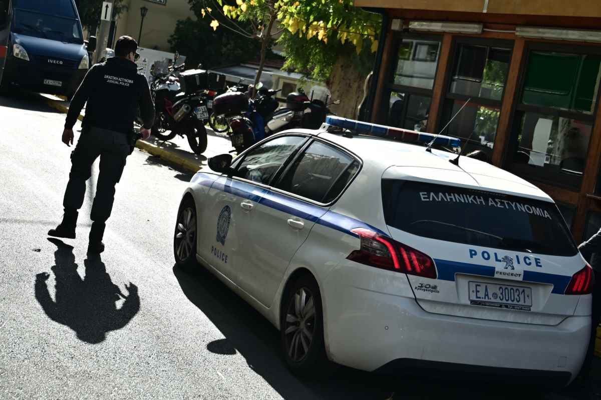 Δήμητρα Ματσούκα: Στον εισαγγελέα η ηθοποιός - Καρέ καρέ η άφιξή της στα δικαστήρια της Ευελπίδων (Φωτογραφίες)