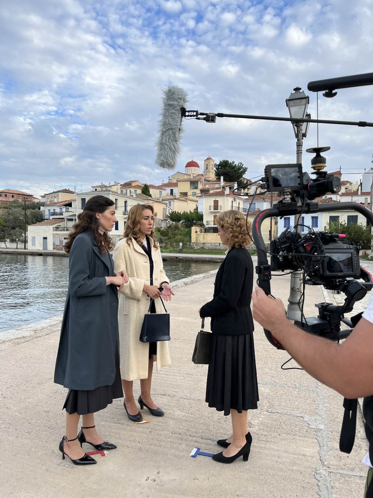 Άγιος έρωτας Ηρώ Πεκτέση, Αντιγόνη Μακρή