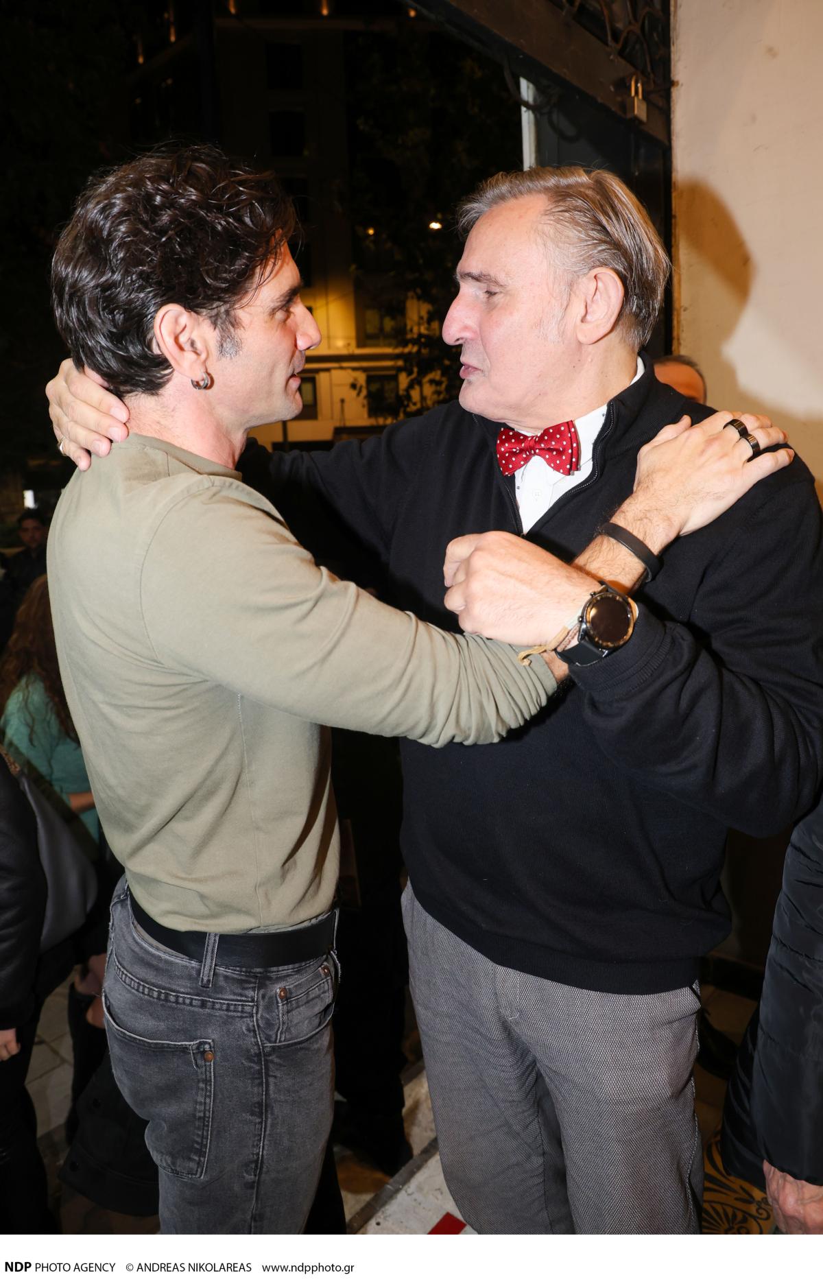 Άκης Σακελλαρίου, Οδυσσέας Παπασπηλιώπουλος