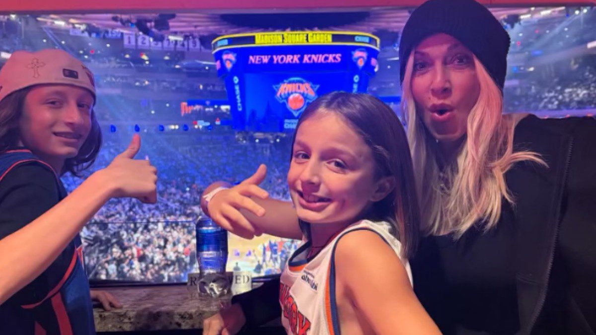 Άννα Βίσση: Με τα εγγόνια της στο Madison Square Garden – Η επίσκεψη στην κόρη της, στη Νέα Υόρκη