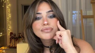 Η Κόνι Μεταξά μελαχρινή