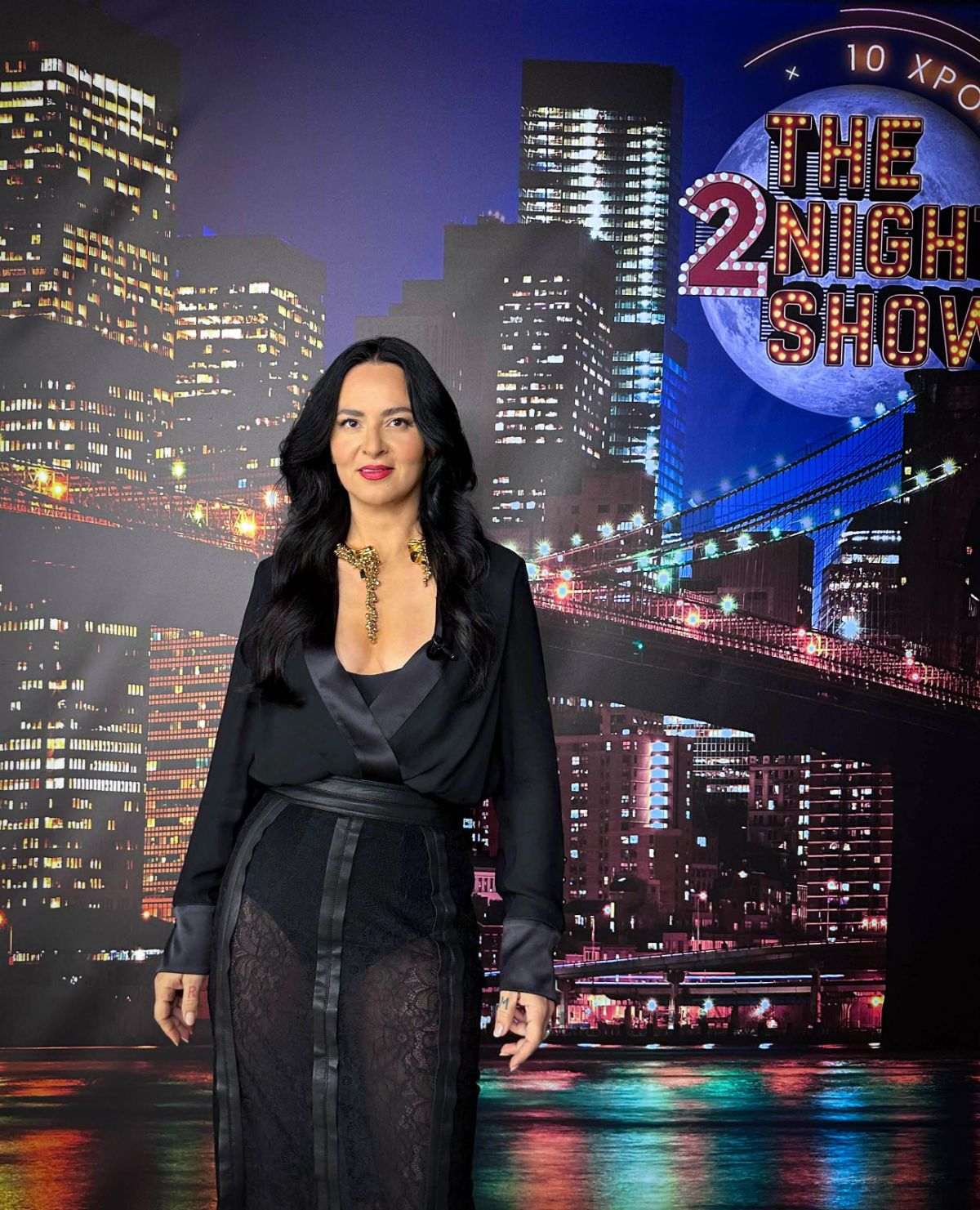 The 2Night Show Ζενεβιέβ Μαζαρί