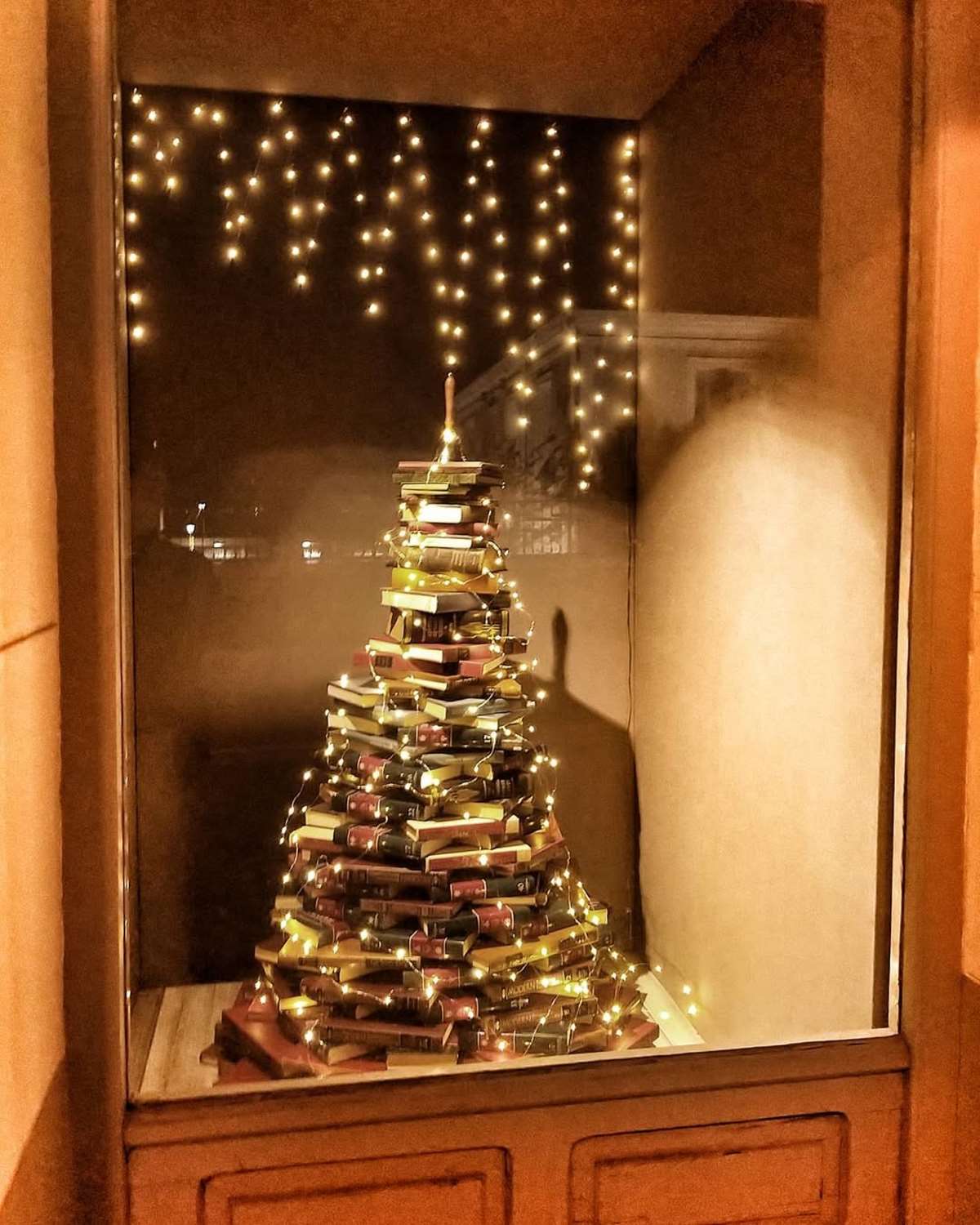 Apollon Library Suites