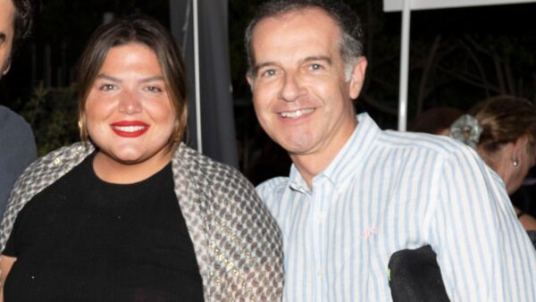 Ο Άρης Καβατζίκης και η Δανάη Μπάρκα