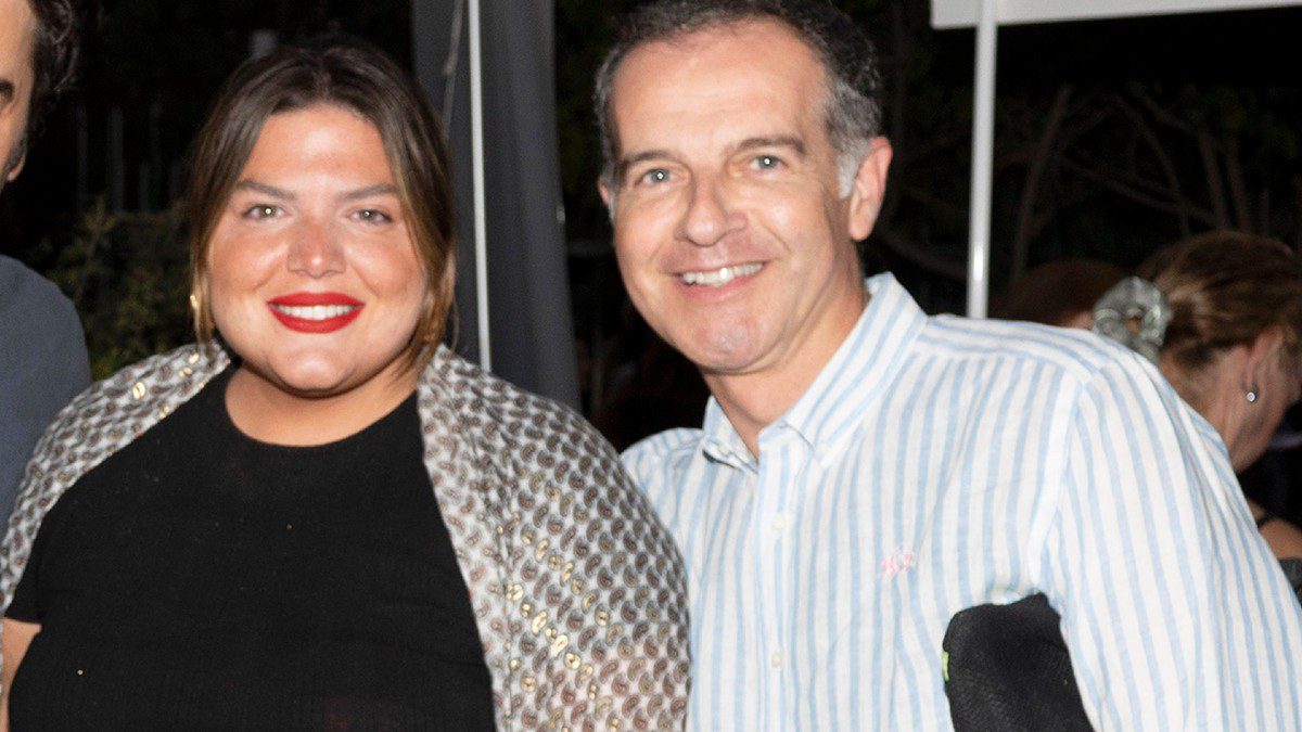 Ο Άρης Καβατζίκης και η Δανάη Μπάρκα