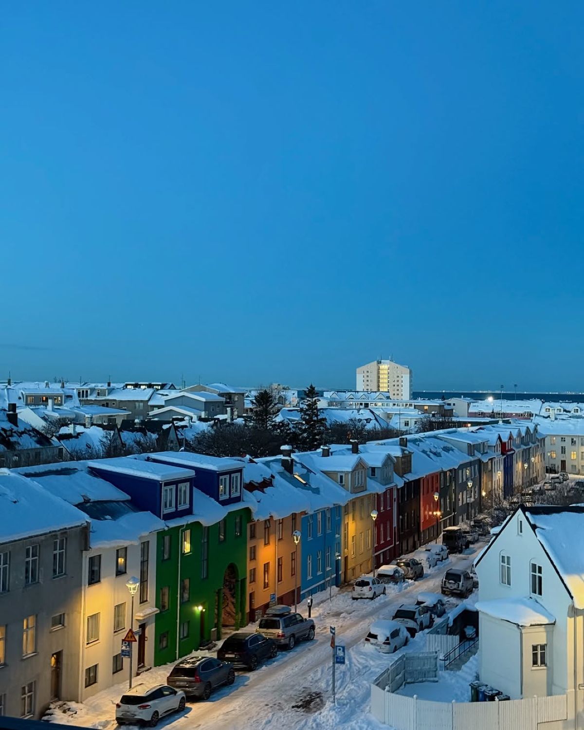 Ο Κωνσταντίνος Βασάλος και η Δανάη Βαρθολομάτου στην Ισλανδία