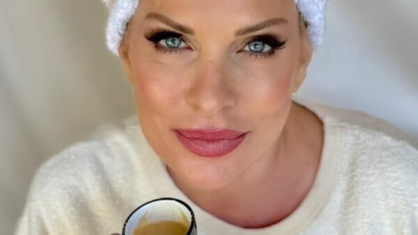 Η Ελένη Μενεγάκη στο Instagram