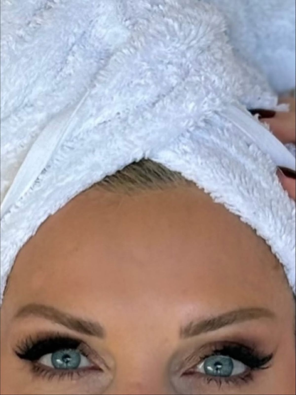 Η Ελένη Μενεγάκη στο Instagram