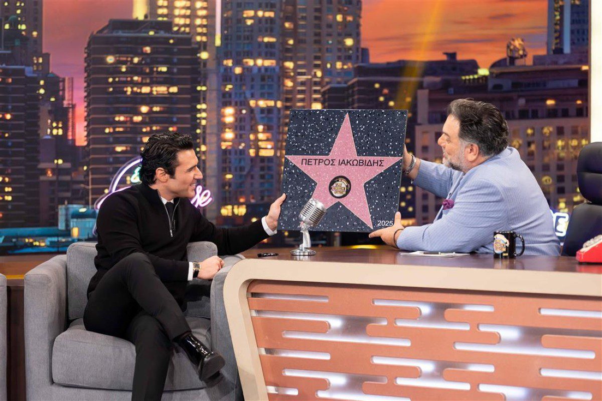 Ο Πέτρος Ιακωβίδης στο The 2night Show