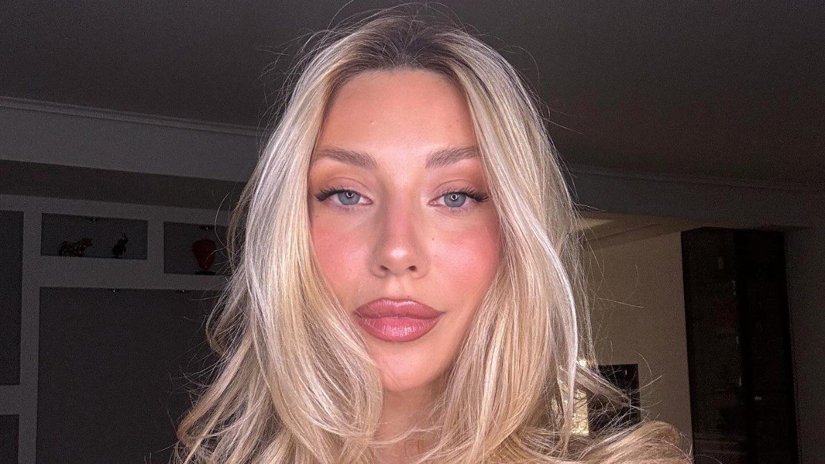 Γαρυφαλλιά Καληφώνη