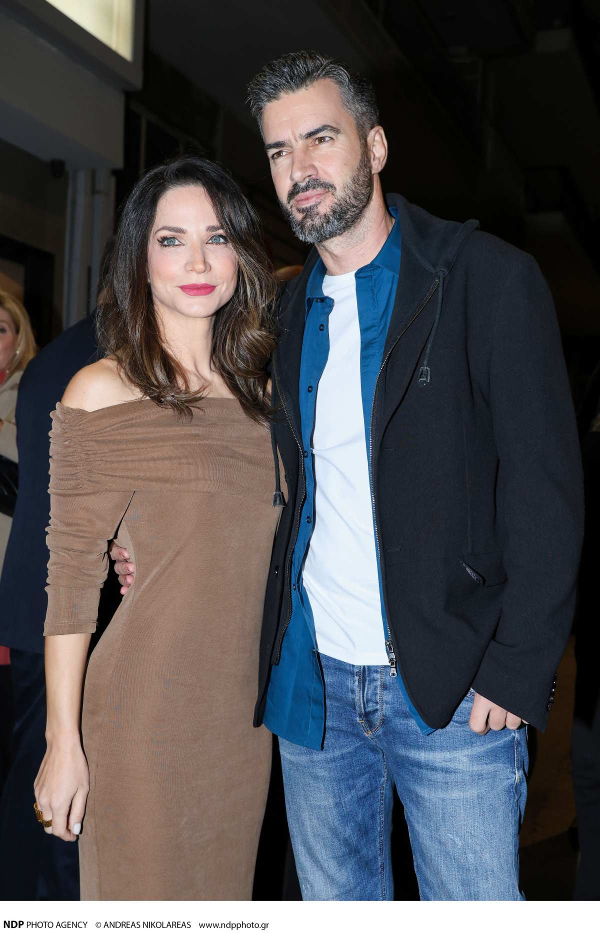 Η Κατερίνα Γερονικολού και ο Γιάννης Τσιμιτσέλης στην πρεμιέρα "Το Όνομα"