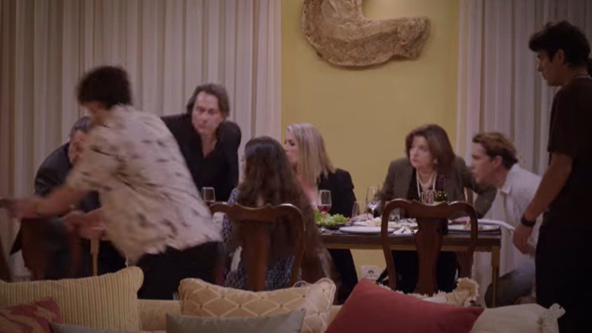 Να μ'αγαπάς