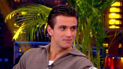 Ο Νικόλας Χαλκιαδάκης στο The 2night Show