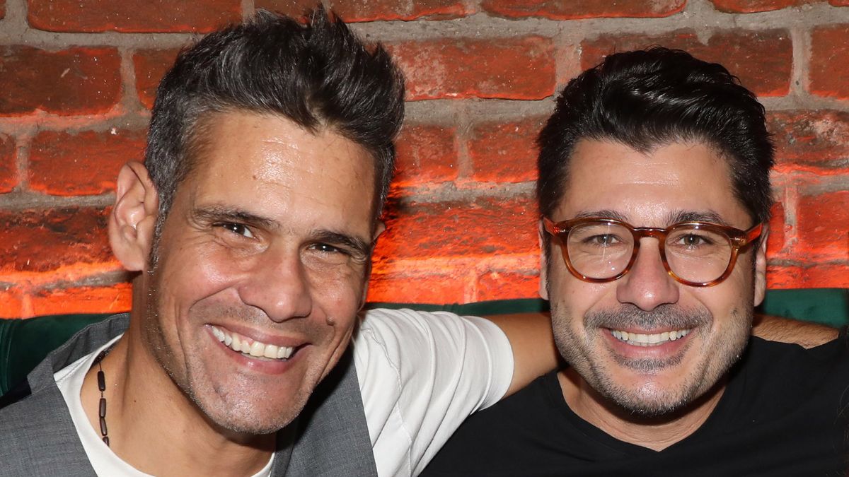 Δημήτρης Ουγγαρέζος - Λάμπρος Κωνσταντάρας