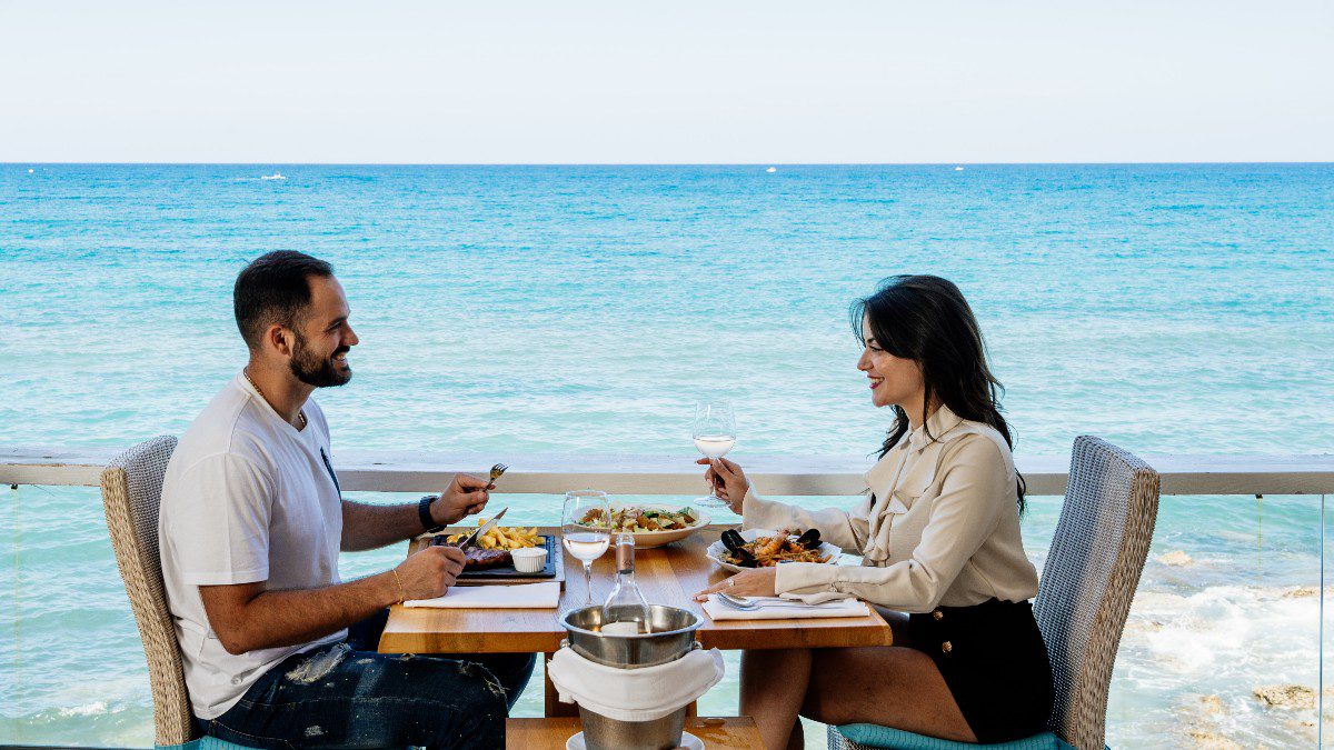 Palmera Beach Hotel & Spa: Χειμερινή απόδραση με θέα στο απέραντο γαλάζιο