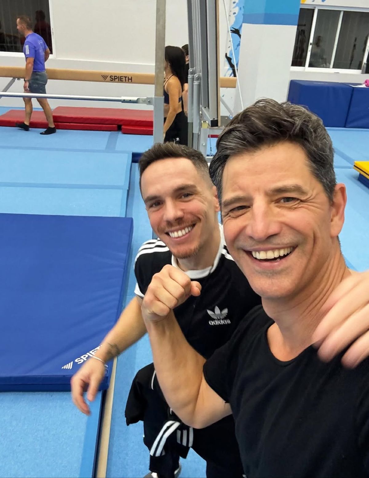 Ο Σάκης Ρουβάς στο Instagram