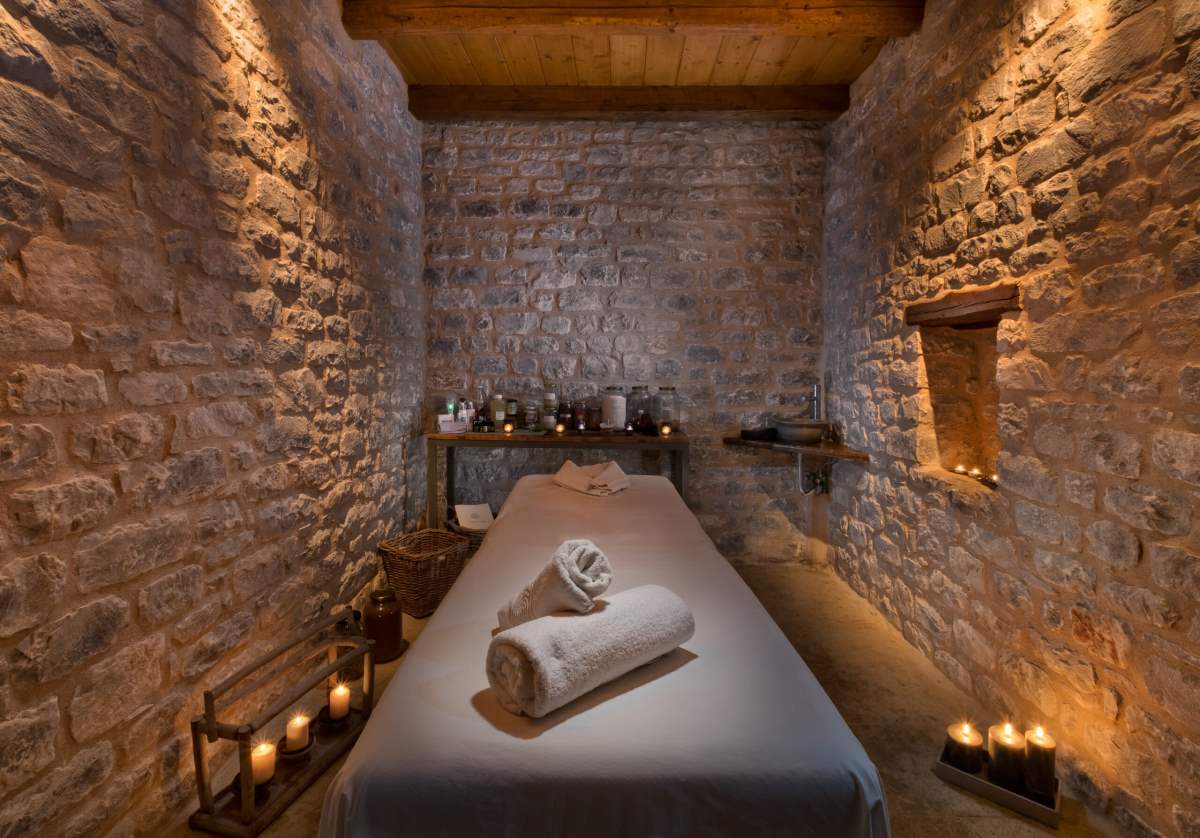 Petra & Fos Boutique & Spa Hotel