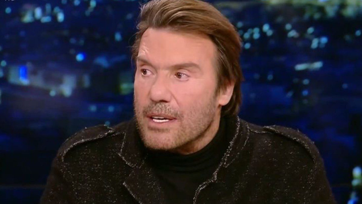 Στράτος Τζώρτζογλου