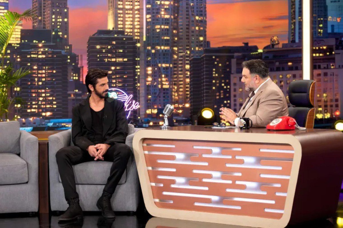 Ο Δημήτρης Γκοτσόπουλος στο The 2night Show