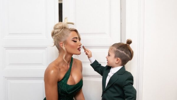 Η Ιωάννα Τούνη με τον γιο της, Πάρη