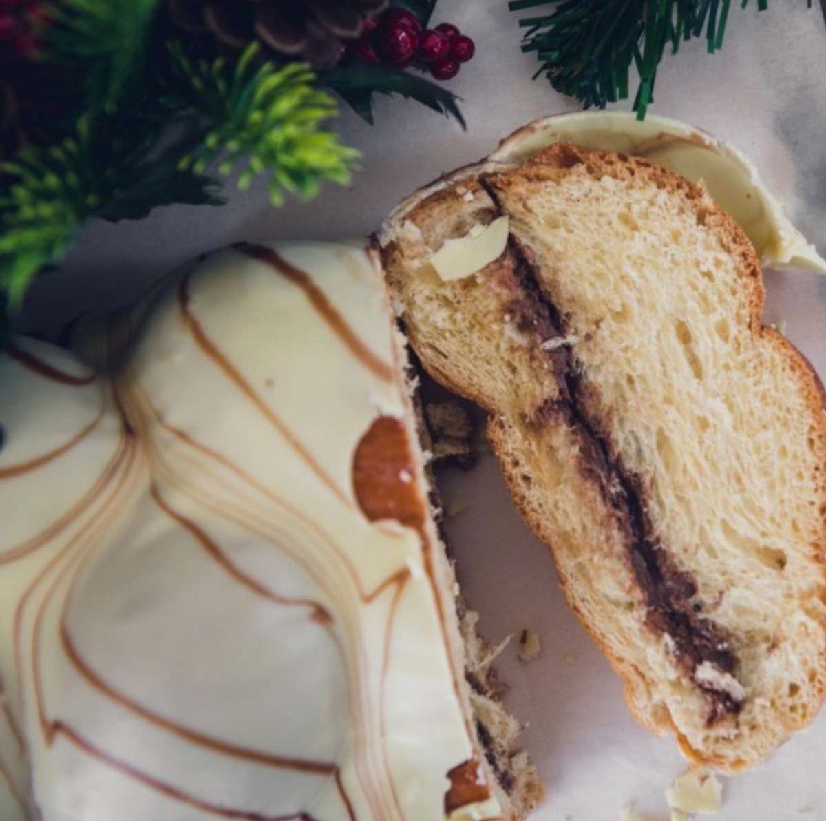 emeral τσουρέκι