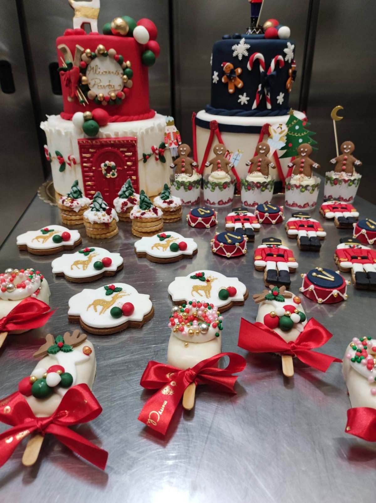 Τιάκος Ζαχαροπλαστείο