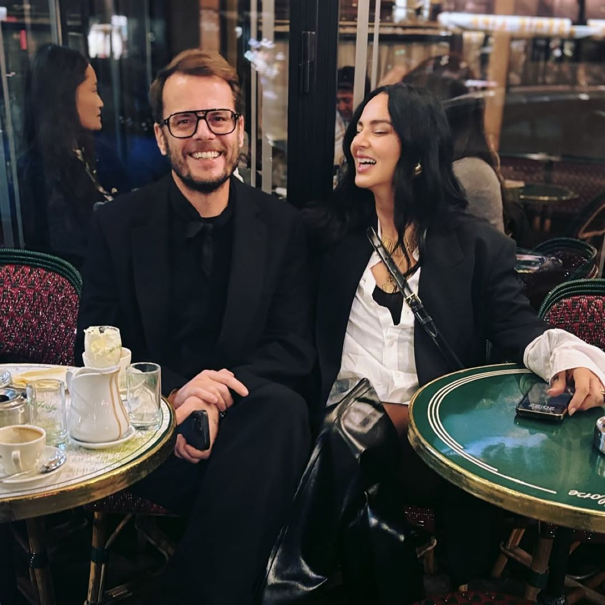 Η Ζενεβιέβ Μαζαρί με τον σύζυγό της στο Παρίσι