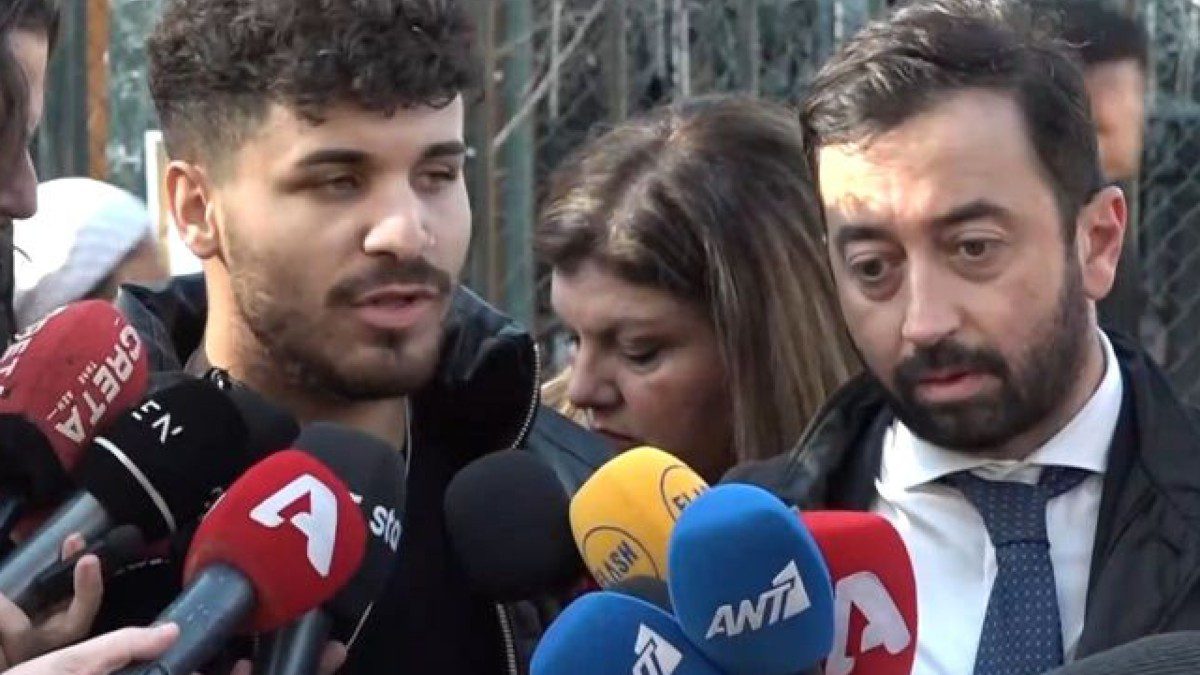 Ο 21χρονος που καταγγέλλει τον Γιώργο Μαζωνάκη