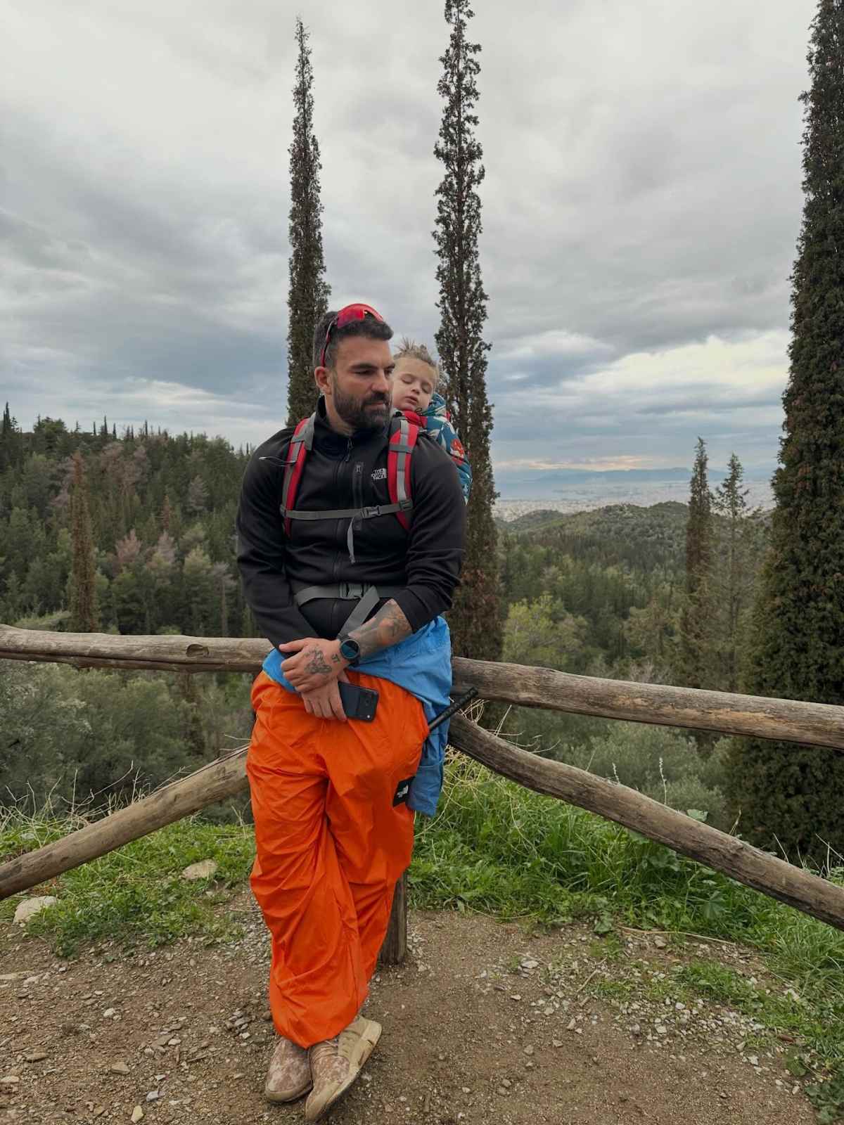 Ο Δημήτρης Αλεξάνδρου με τον γιο του, Πάρη