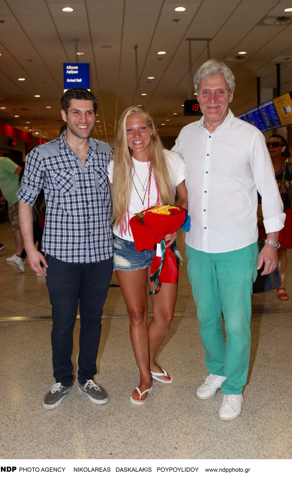 Αλμπέρτο Εσκενάζη, Σάρα Εσκενάζη, Λέων Εσκενάζη