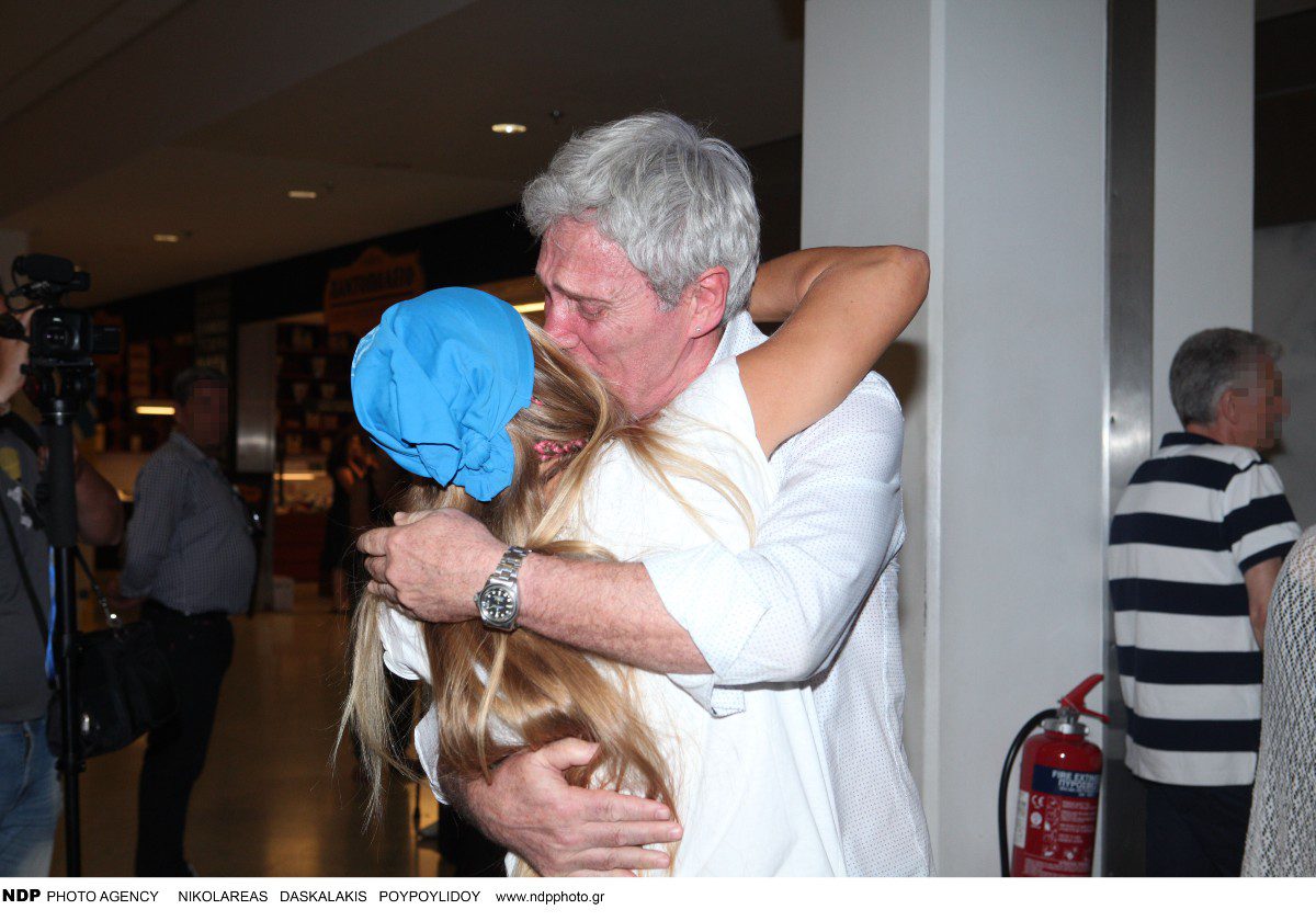 Αλμπέρτο Εσκενάζη, Σάρα Εσκενάζη