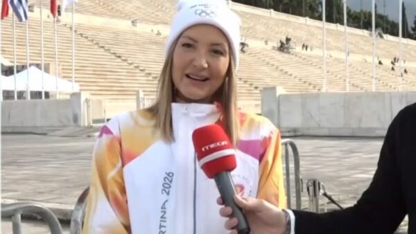 Η Ράνια Τζίμα λαμπαδηδρόμος