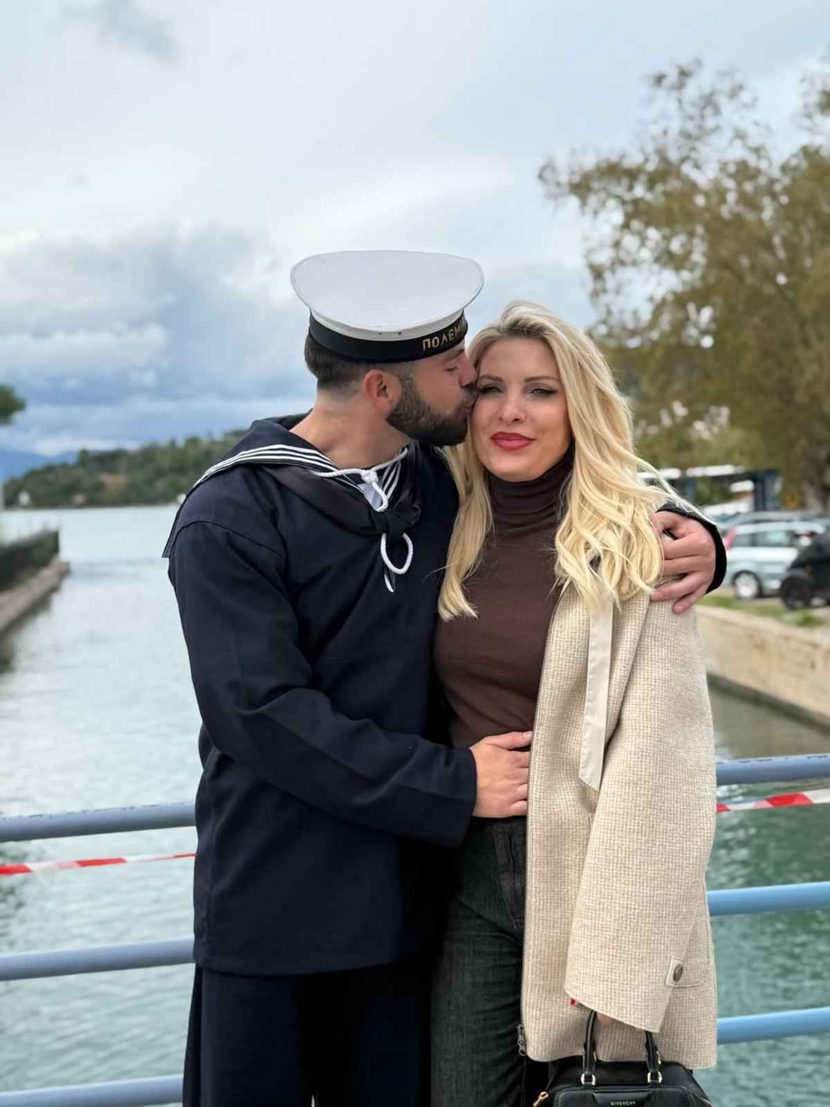 Ο Άγγελος Λάτσιος με την Ελένη Μενεγάκη