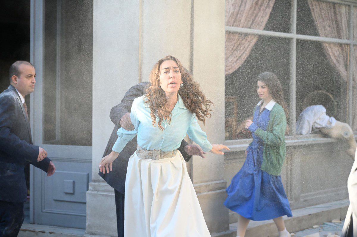 σκηνή από τον σεισμό