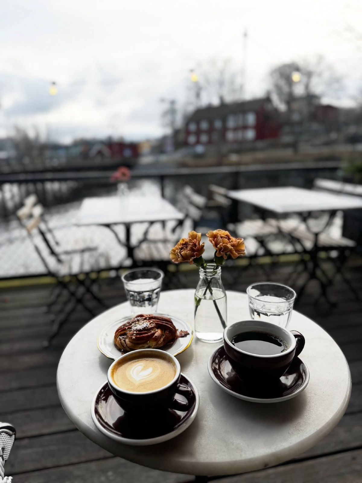 Δανάη Μπάρκα: Στην Στοκχόλμη με τον σύντροφό της - Η τρυφερή φωτογραφία αγκαλιά