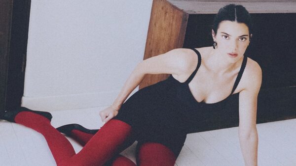 Tα καλσόν αναβαθμίζονται σε κυρίαρχο «it accessory»