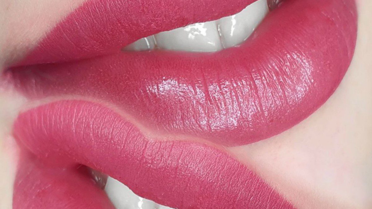 καλοσχηματισμένα χείλη