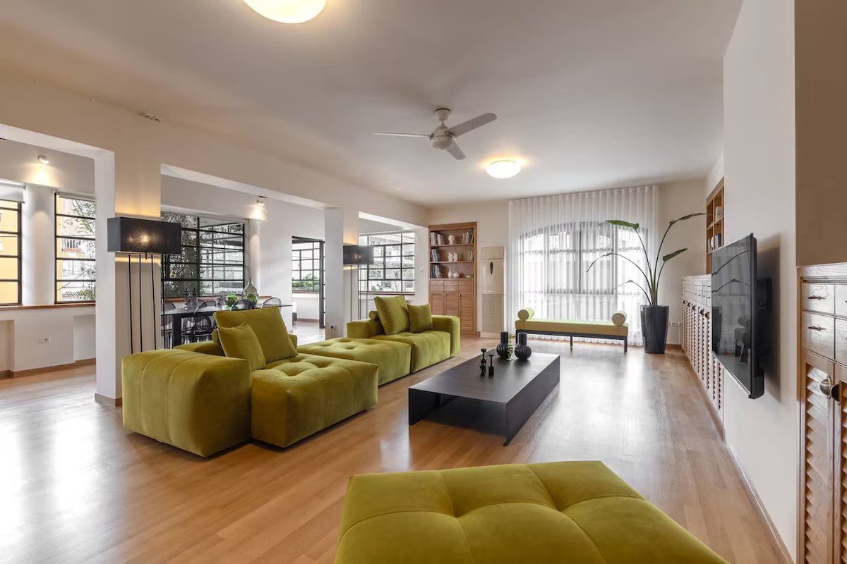 Γαλάνη Σαλόνι