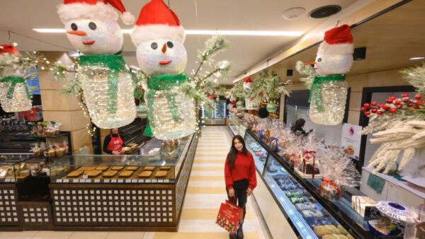 Grande Milonas: Χριστούγεννα στην Πάτρα με την πιο γλυκιά υπογραφή