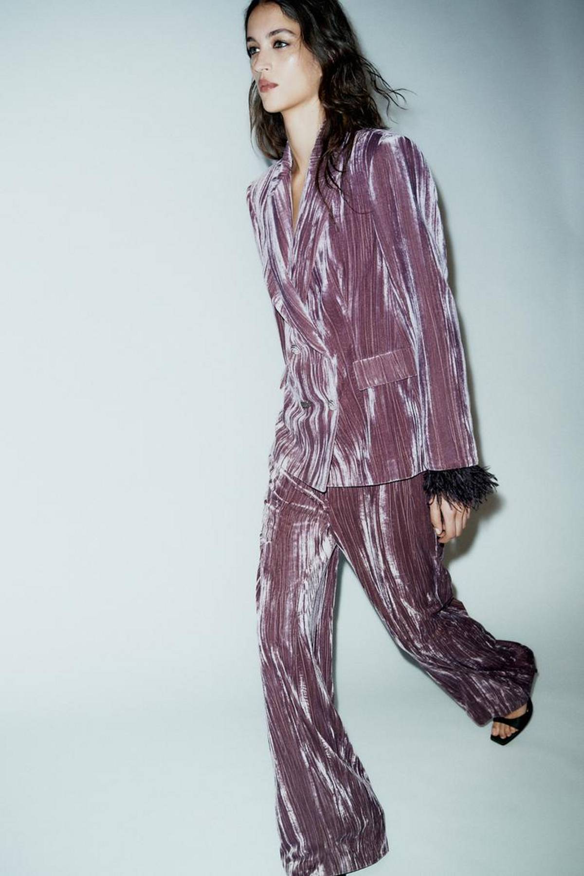 zara κοστούμι