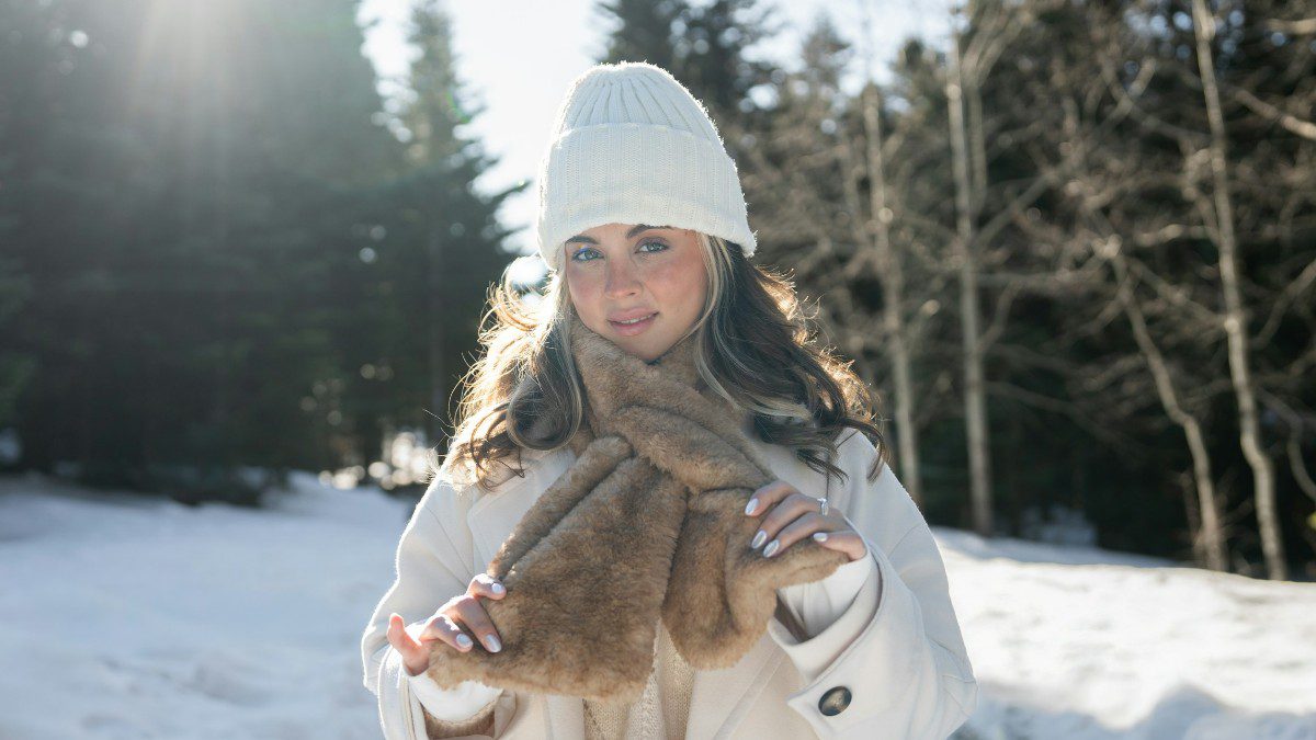 Έρχονται Χριστούγεννα: Πώς να προστατεύσεις το δέρμα σου από το κρύο