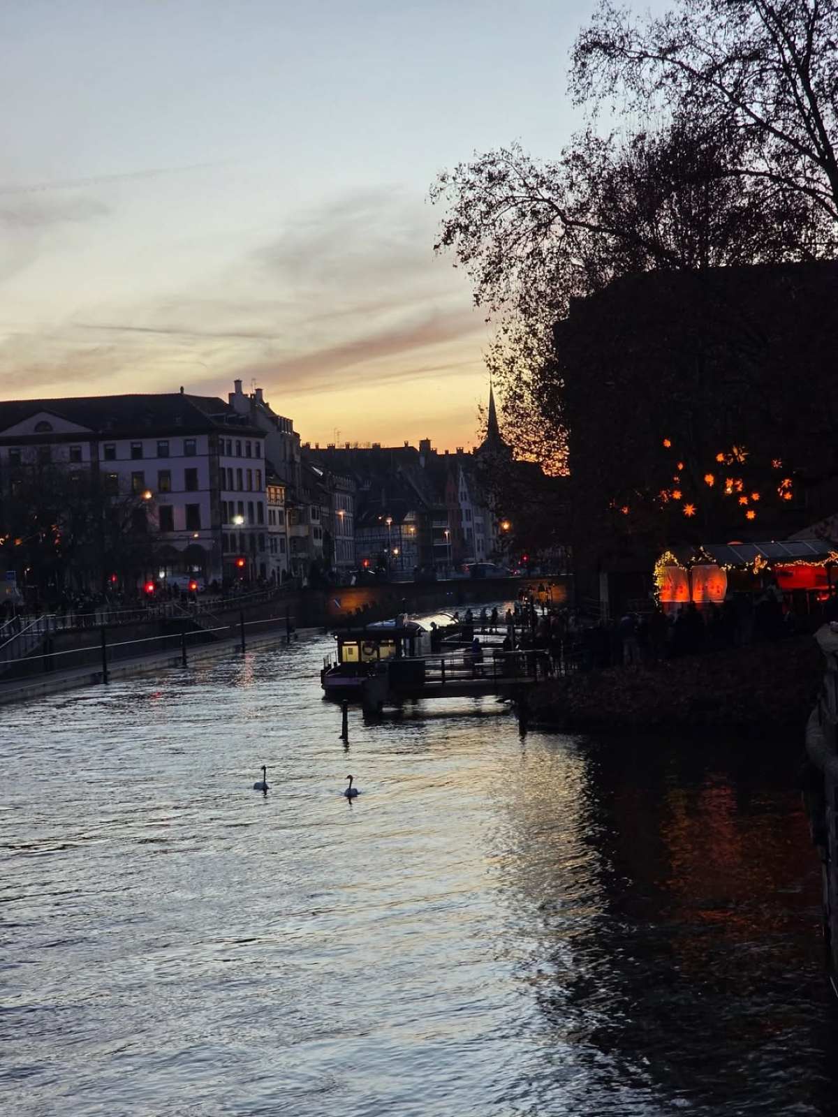 Ο Λευτέρης Πετρούνιας και η Βασιλική Μιλλούση στο Instagram