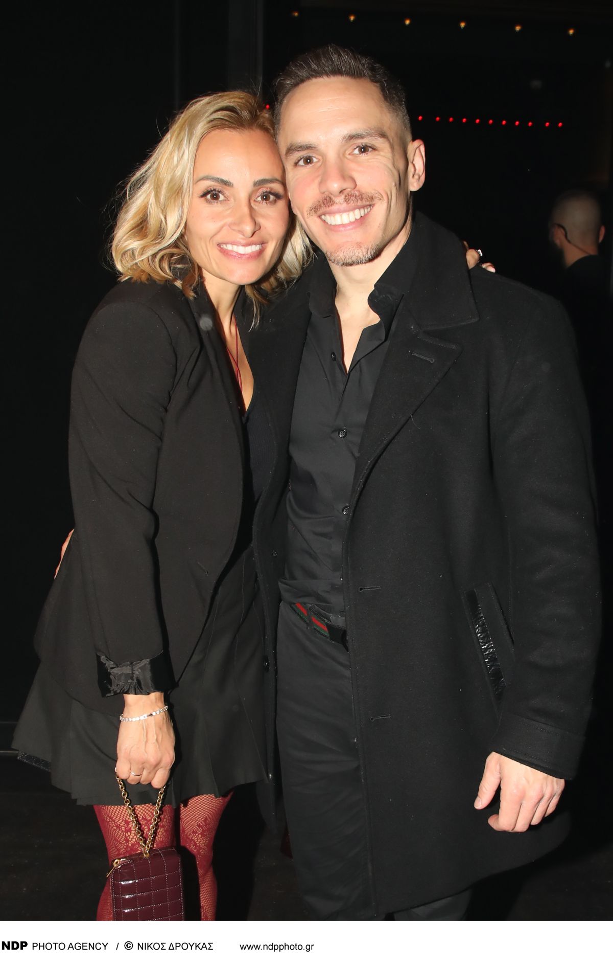 Ο Λευτέρης Πετρούνιας και η Βασιλική Μιλλούση στο πάρτι γενεθλίων του στα μπουζούκια με τον Χρήστο Μάστορα