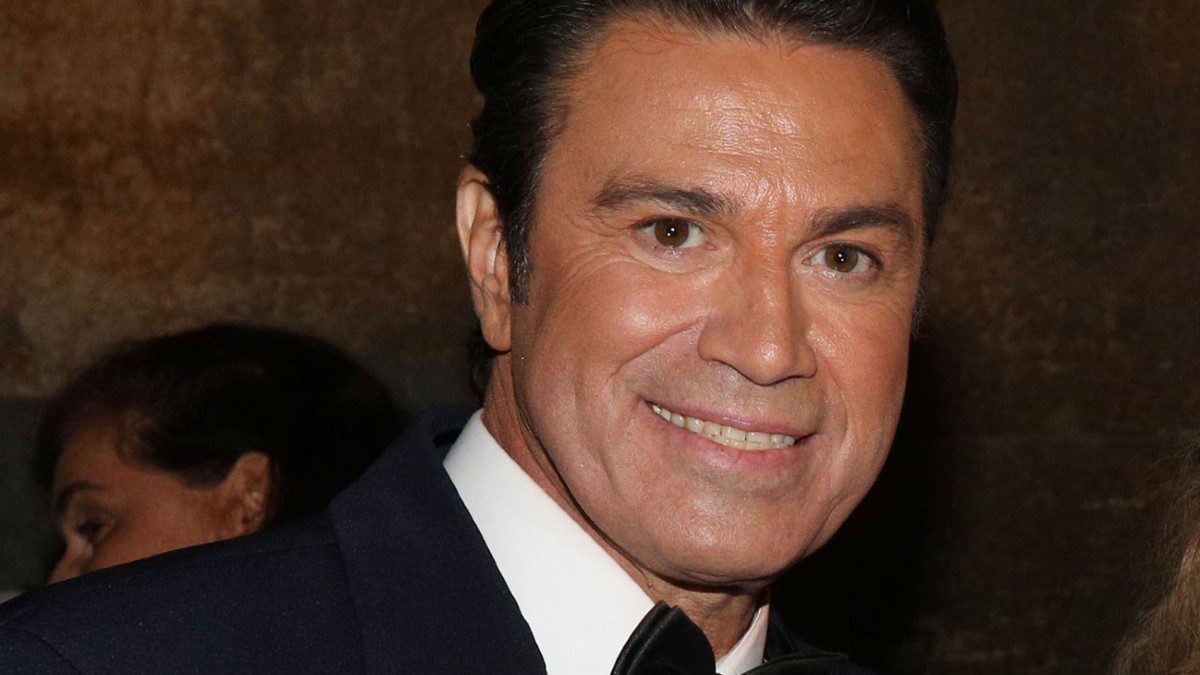 Ο Μάριος Φραγκούλης σε έξοδό του