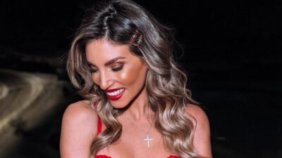 Η Αθηνά Οικονομάκου σε έξοδό της