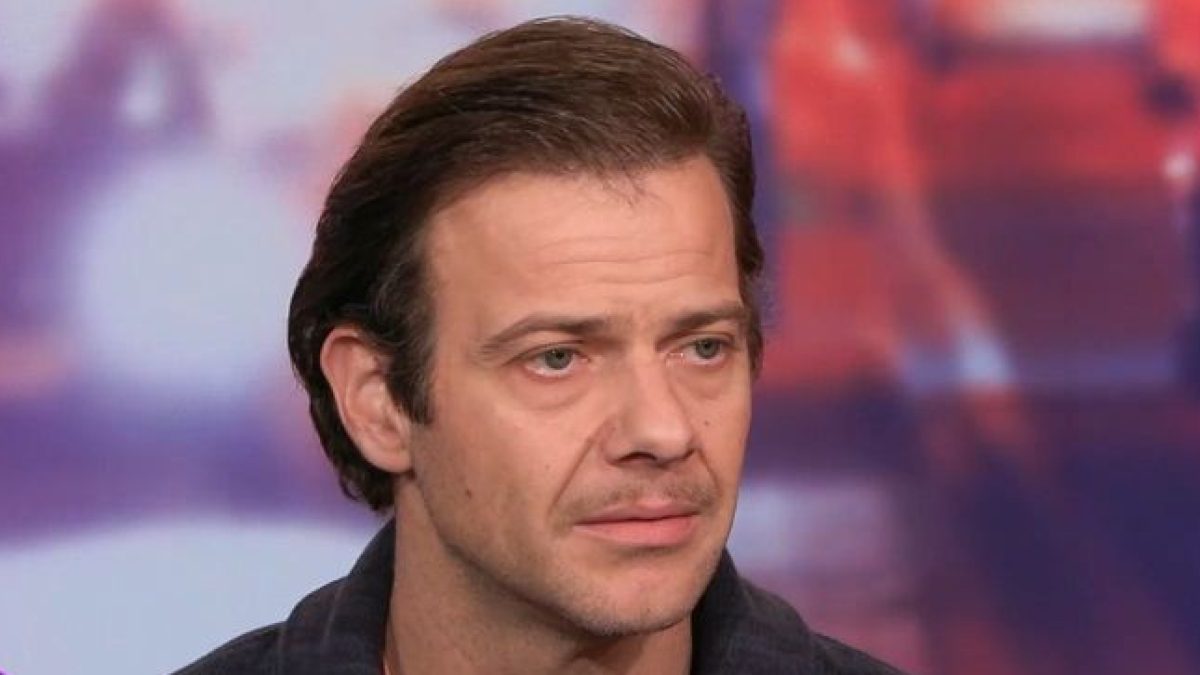 Ο Ορέστης Τζιόβας