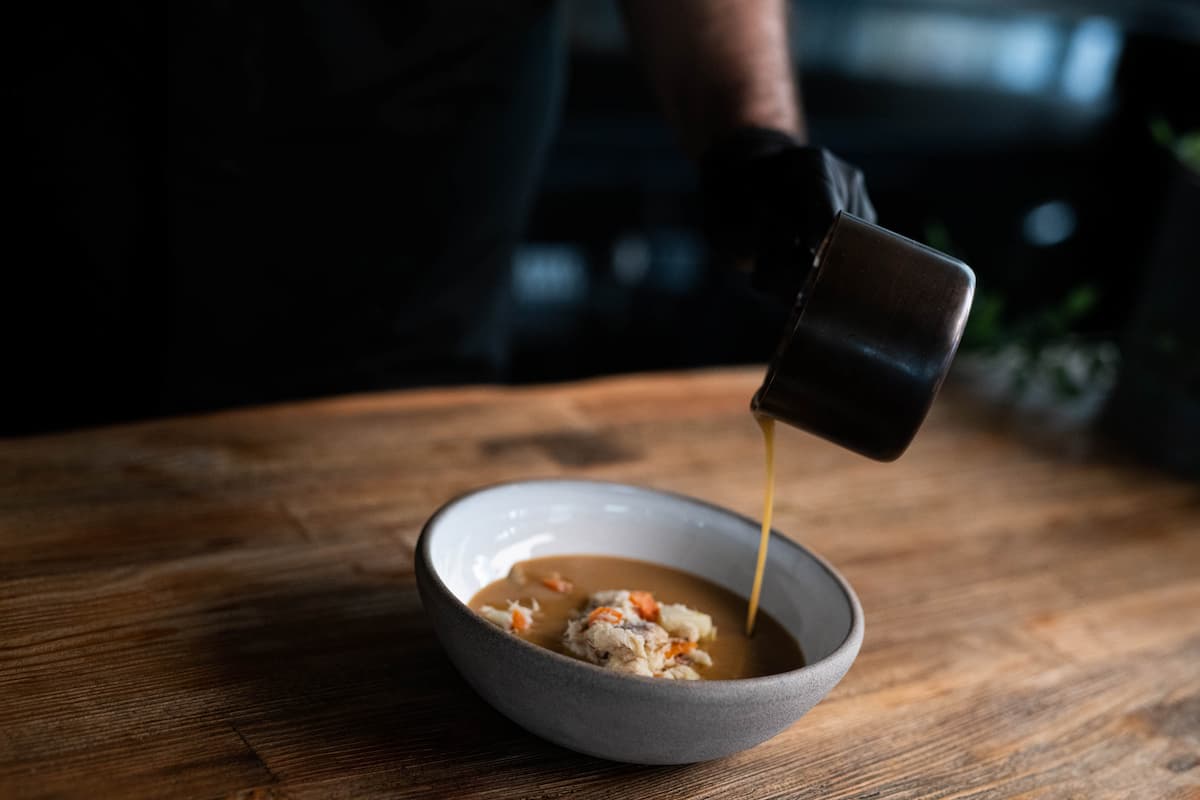 Petra & Fos: Η μαγεία των γιορτών στη Μάνη έχει όνομα