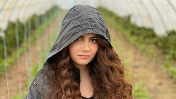 Στέφανη Χαραλάμπους