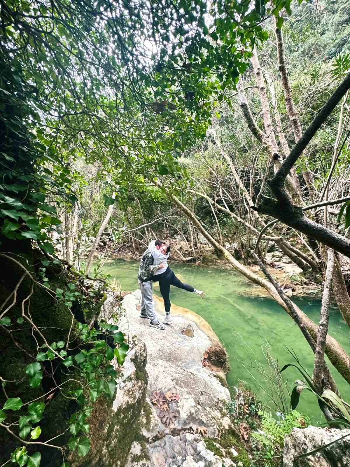 Μπάρκα: Η φωτογραφία αγκαλιά με τον σύντροφό της και οι ευχές για τη νέα χρονιά